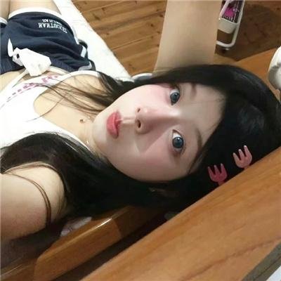 女机械人封面